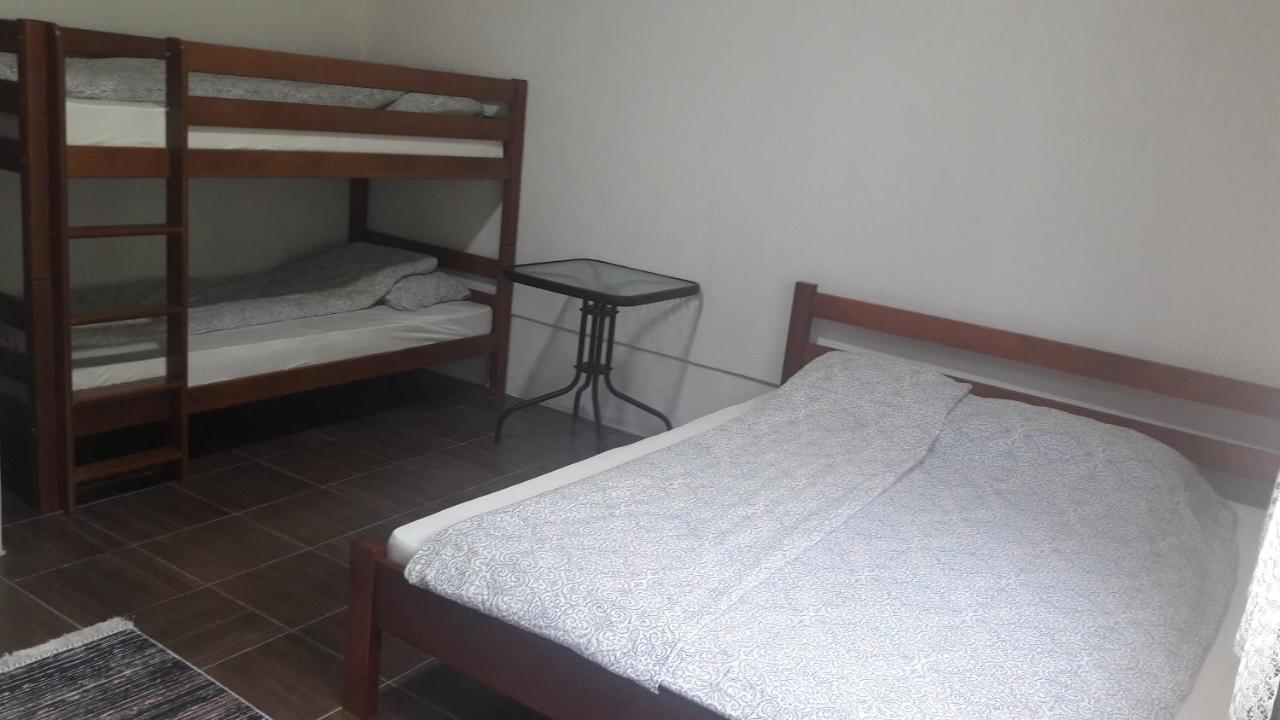 Lola Guest House Vuthaj Dış mekan fotoğraf
