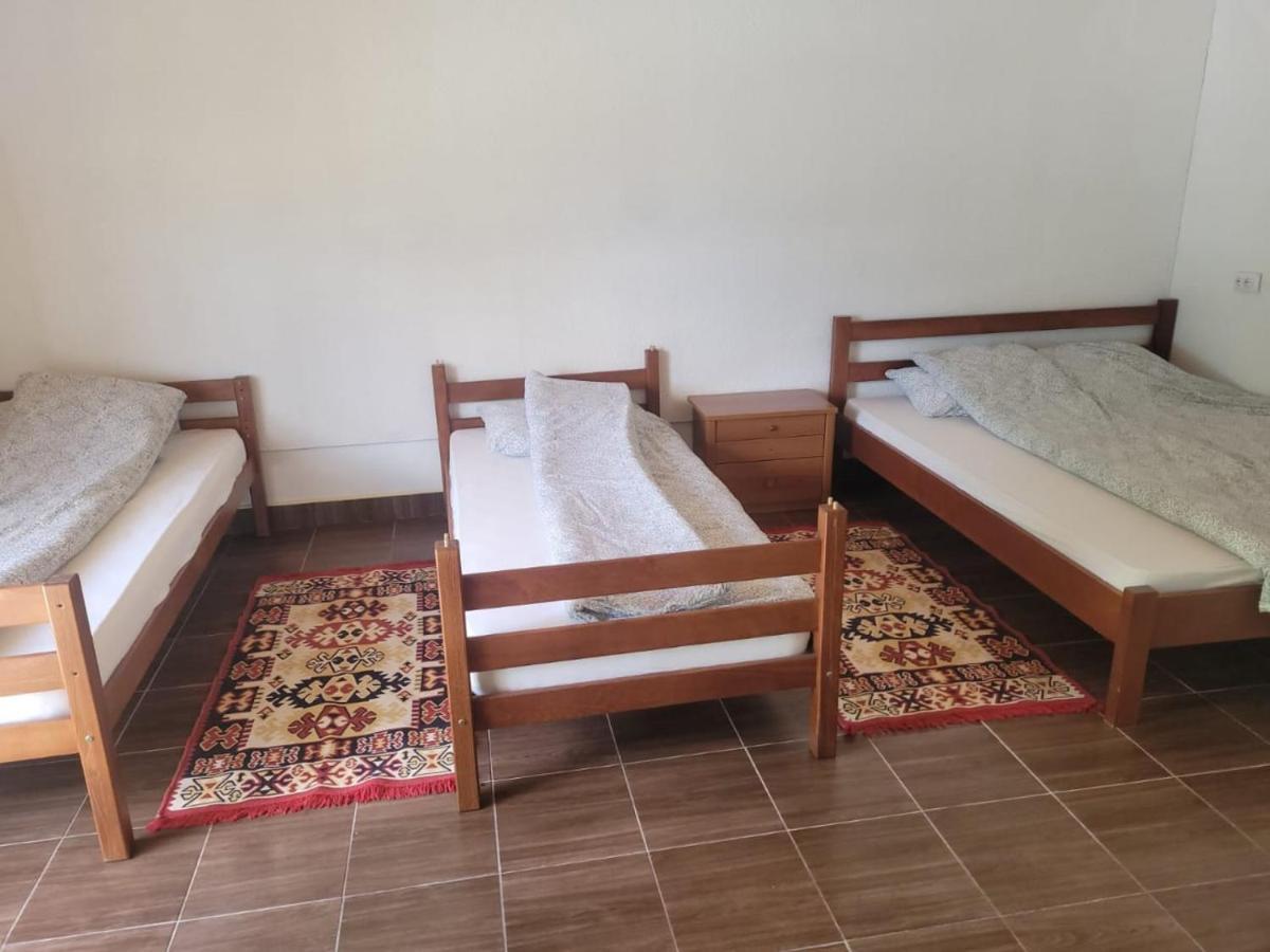 Lola Guest House Vuthaj Dış mekan fotoğraf